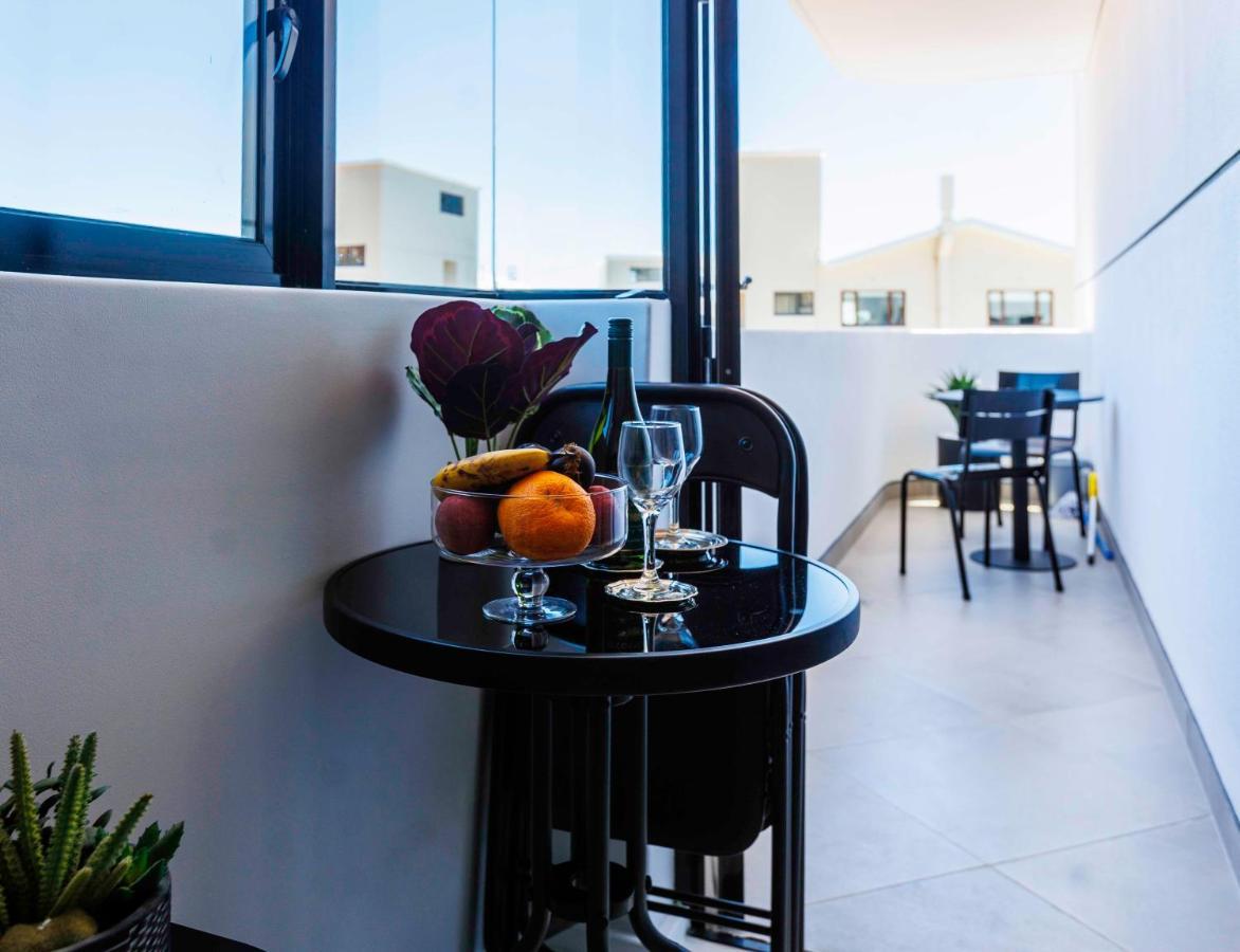 Flamingo Sea Point Sea View Luxury Best Position 1 Bedroom Apartment Queen Size Bed & Inverter For Tv Cape Town Dış mekan fotoğraf