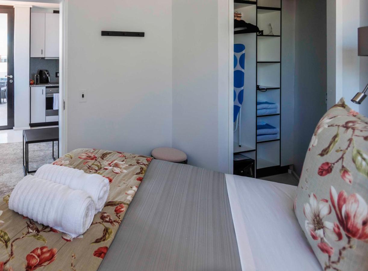 Flamingo Sea Point Sea View Luxury Best Position 1 Bedroom Apartment Queen Size Bed & Inverter For Tv Cape Town Dış mekan fotoğraf