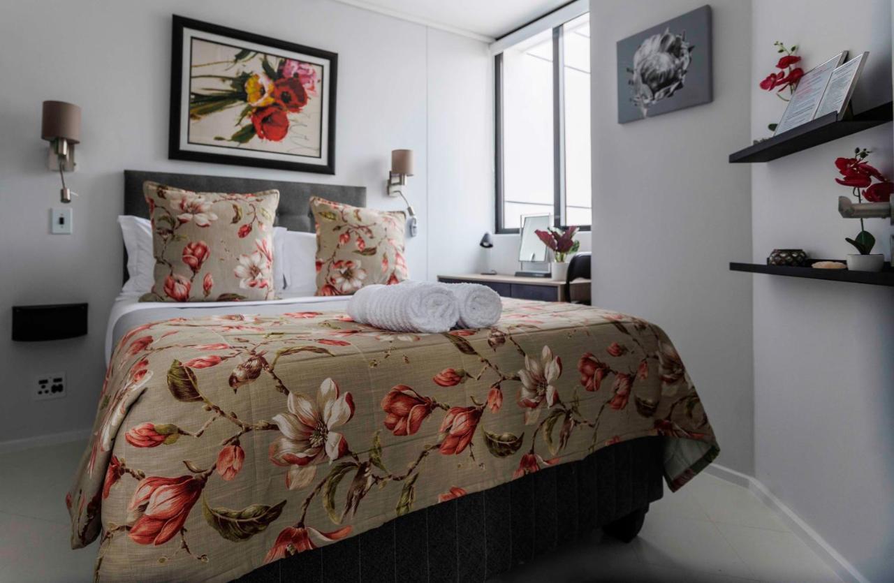 Flamingo Sea Point Sea View Luxury Best Position 1 Bedroom Apartment Queen Size Bed & Inverter For Tv Cape Town Dış mekan fotoğraf
